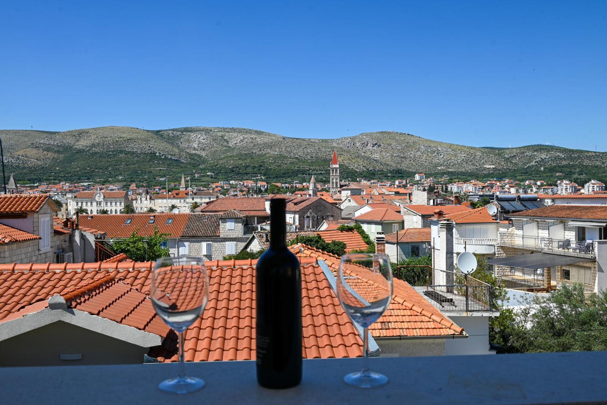 Downtown Apartments Maar Trogir Eksteriør bilde